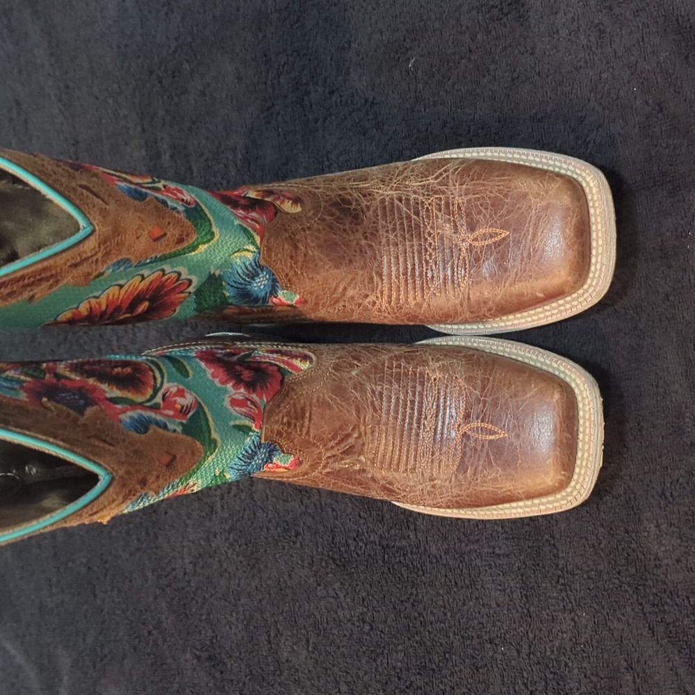Ariat Circuit Champion Floral Square Toe Cowboy Boots - Picture 6 of 11